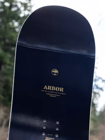 Arbor Cadence Camber 2024 Snowboard 7 Arbor Cadence Camber 2024 Snowboard - Image 7