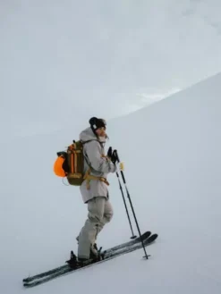 POC Dimension Vpd Backpack -Snowboard Deals Store DimensionVpdBackpack 3