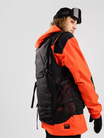 Volcom Iguchi Slack Vest 8 Volcom Iguchi Slack Vest - Image 8