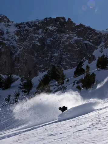 Mountain Twin Splitboard 2 Mountain Twin Splitboard - Image 2