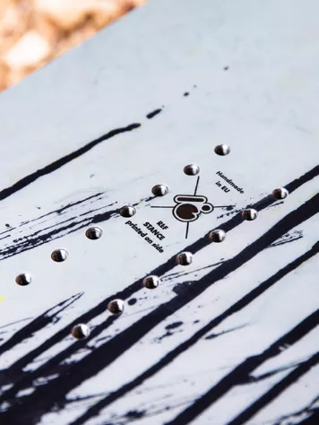 Vertical 2024 Snowboard 6 Vertical 2024 Snowboard - Image 6